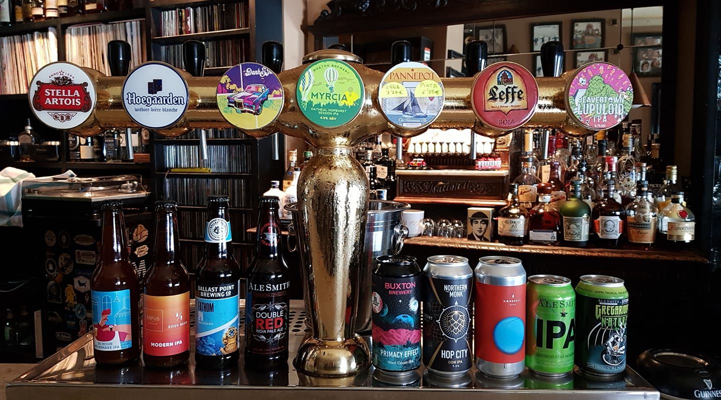 Nuestras cervezas: No solo pop rock de los 60 de Taxman Nuestras cervezas: No solo pop rock de los 60 de Taxman