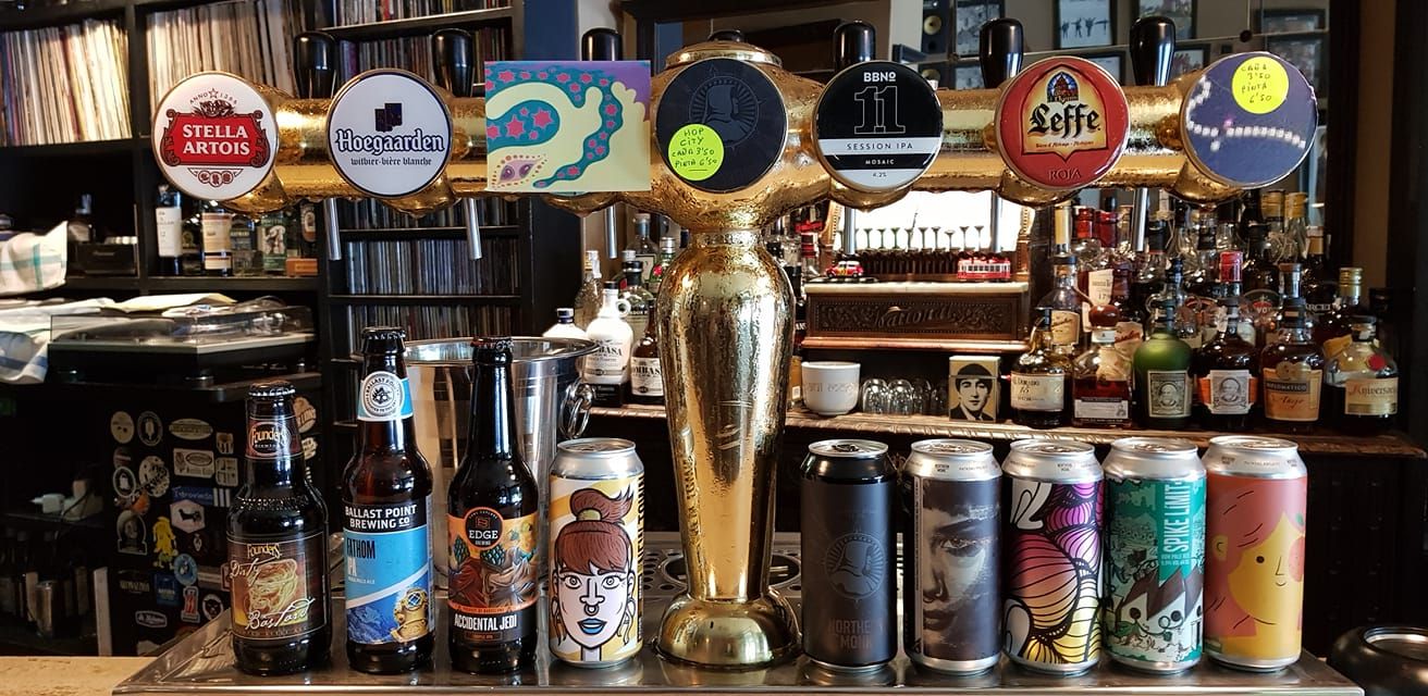 Nuestras cervezas: No solo pop rock de los 60 de Taxman Nuestras cervezas: No solo pop rock de los 60 de Taxman