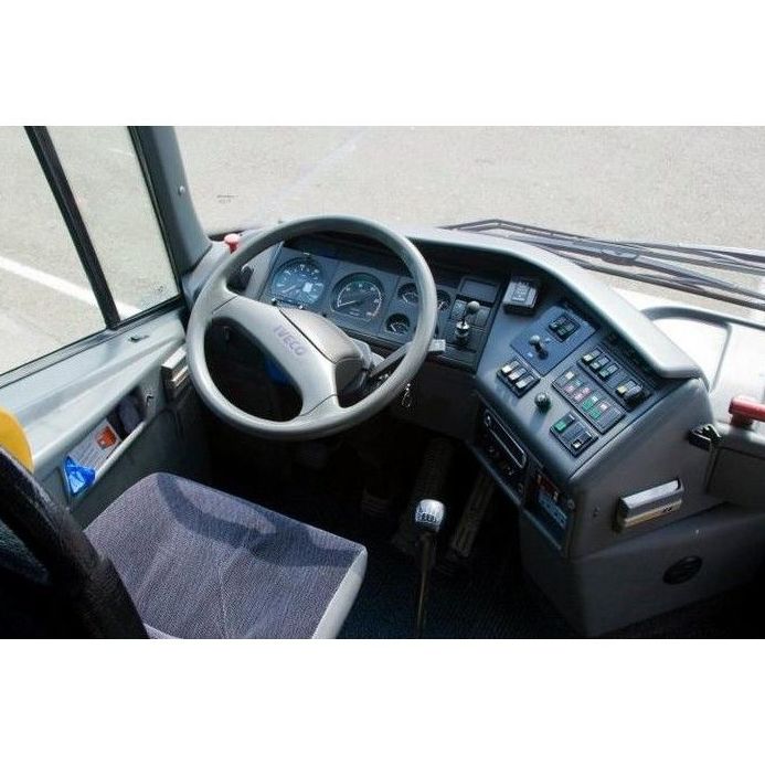 Servicio de transporte escolar y eventos: Servicios de Autobuses A. Tomás Servicio de transporte escolar y eventos: Servicios de Autobuses A. Tomás