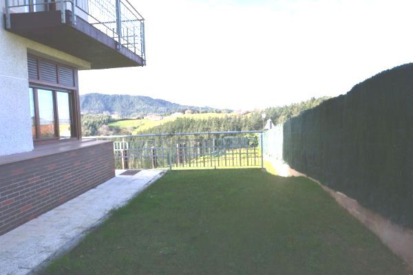 Chalet adosado en venta Natxitua - Elexalde: Inmuebles de Inmobiliaria Lur Bermeo Chalet adosado en venta Natxitua - Elexalde: Inmuebles de Inmobiliaria Lur Bermeo