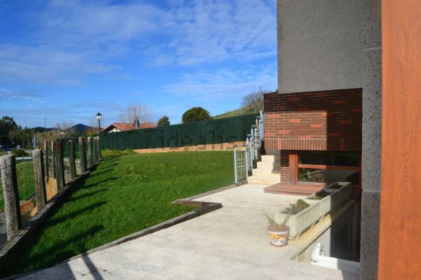 Chalet adosado en venta Natxitua - Elexalde: Inmuebles de Inmobiliaria Lur Bermeo Chalet adosado en venta Natxitua - Elexalde: Inmuebles de Inmobiliaria Lur Bermeo