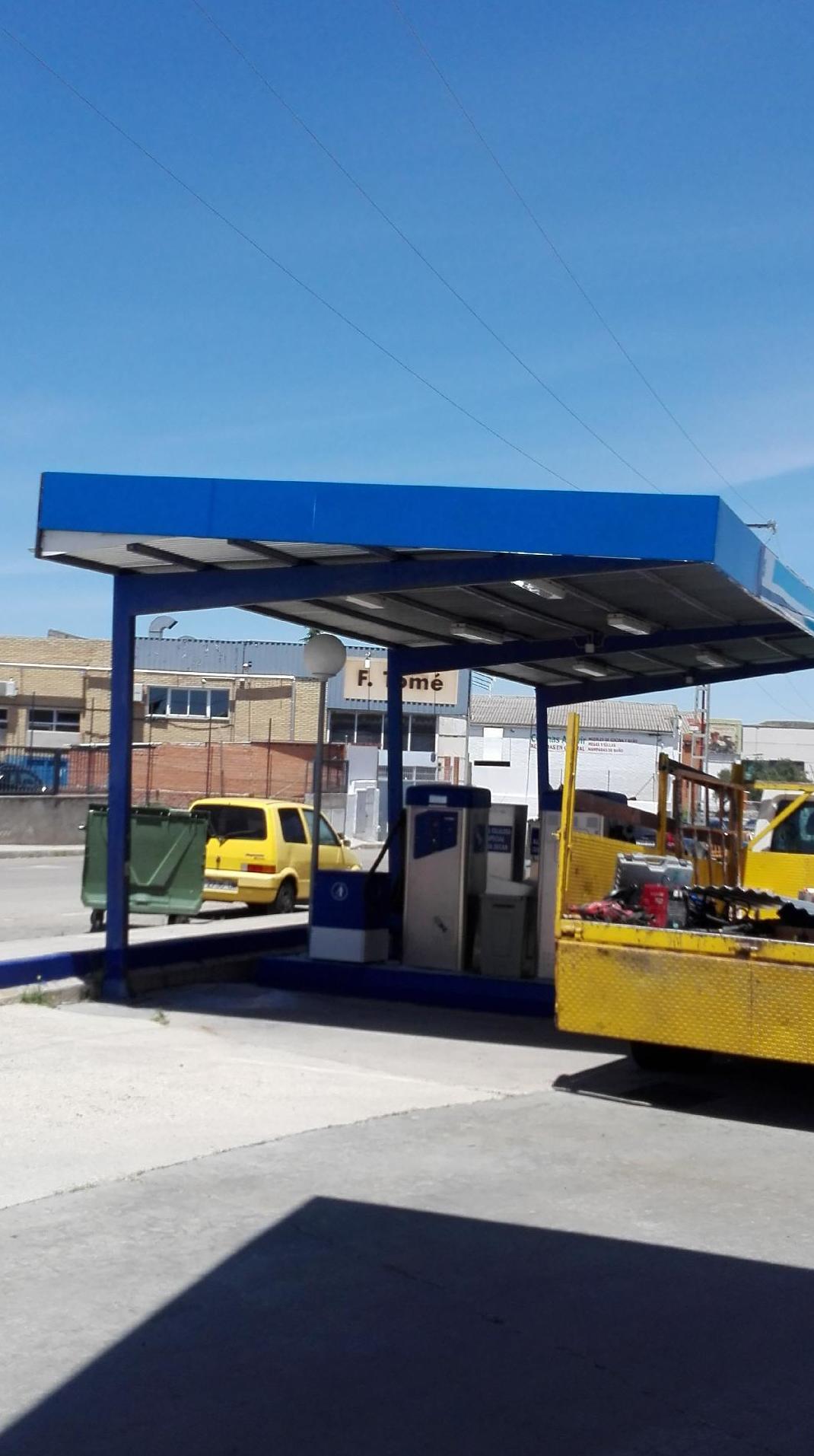 Reparación de marquesina en estación de servicio de Aljarvir 