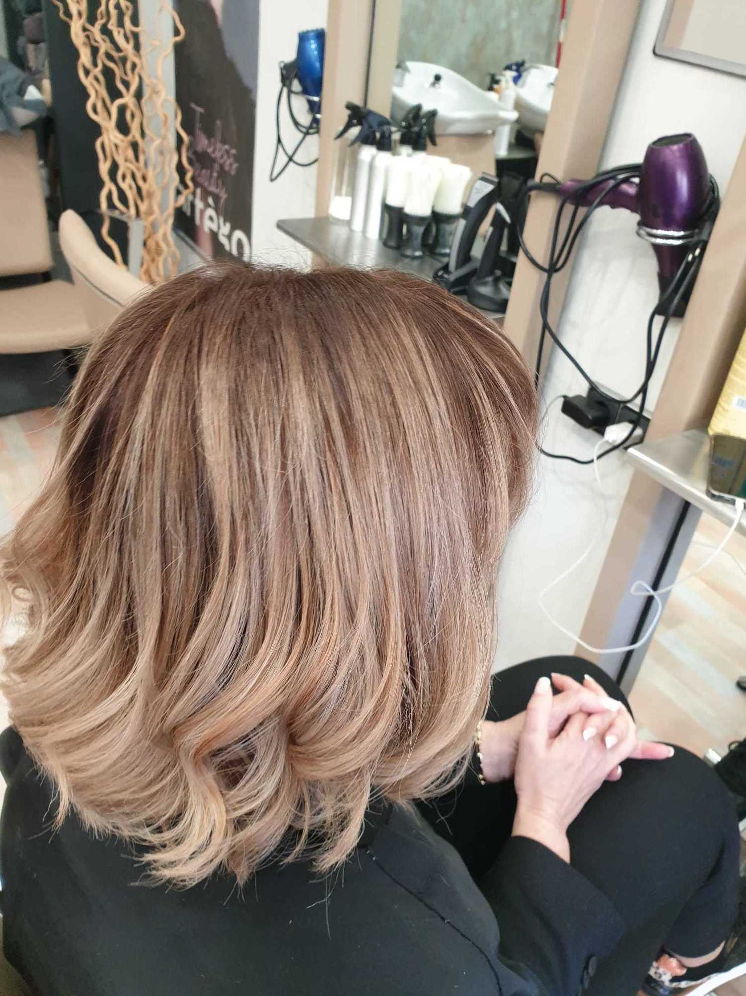 Foto 17 de Peluquerías de hombre y mujer en  | ORGANIC & LUXURY