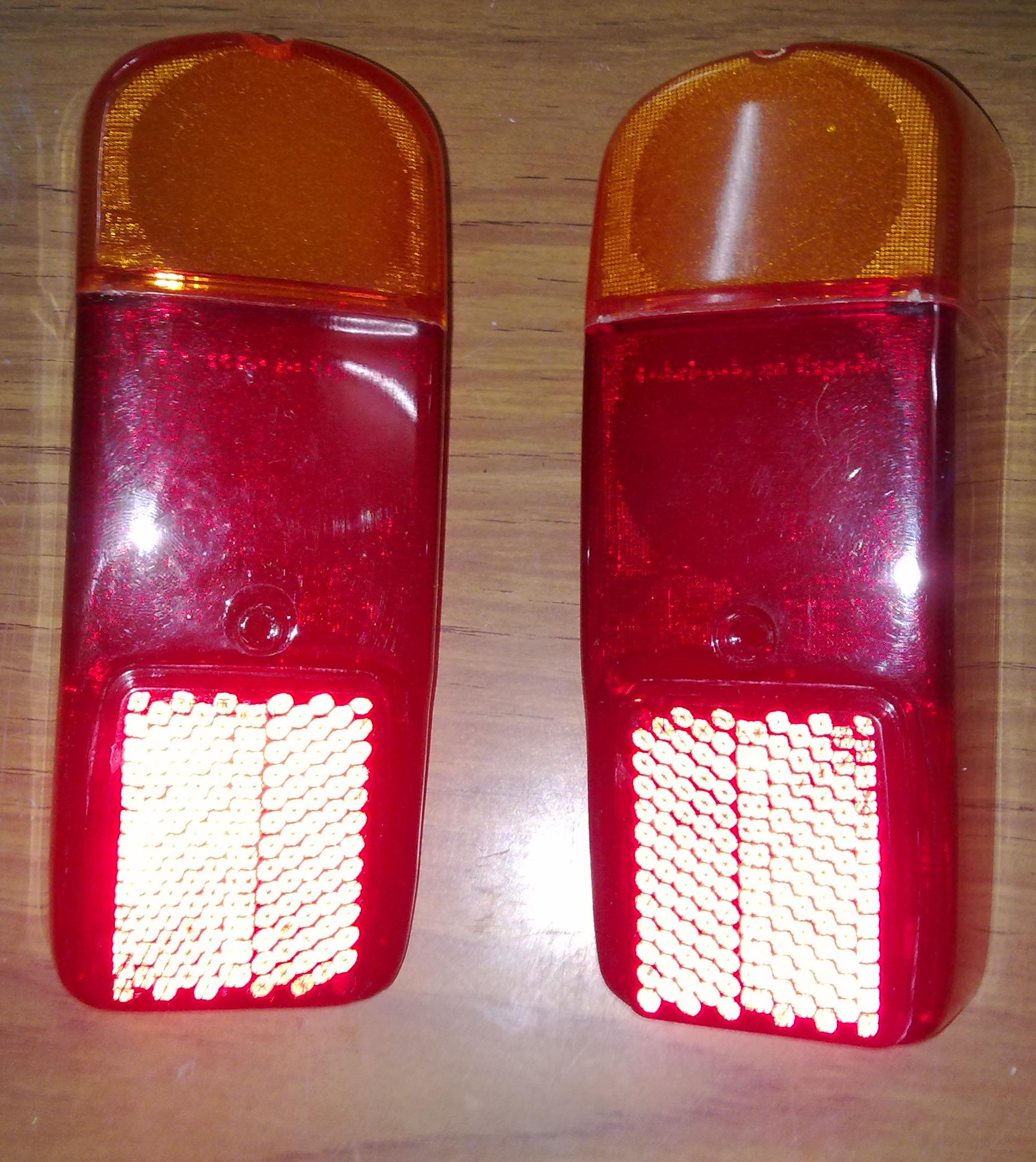 Plastico Piloto Trasero Seat 600E Plastico Piloto Trasero Seat 600E
