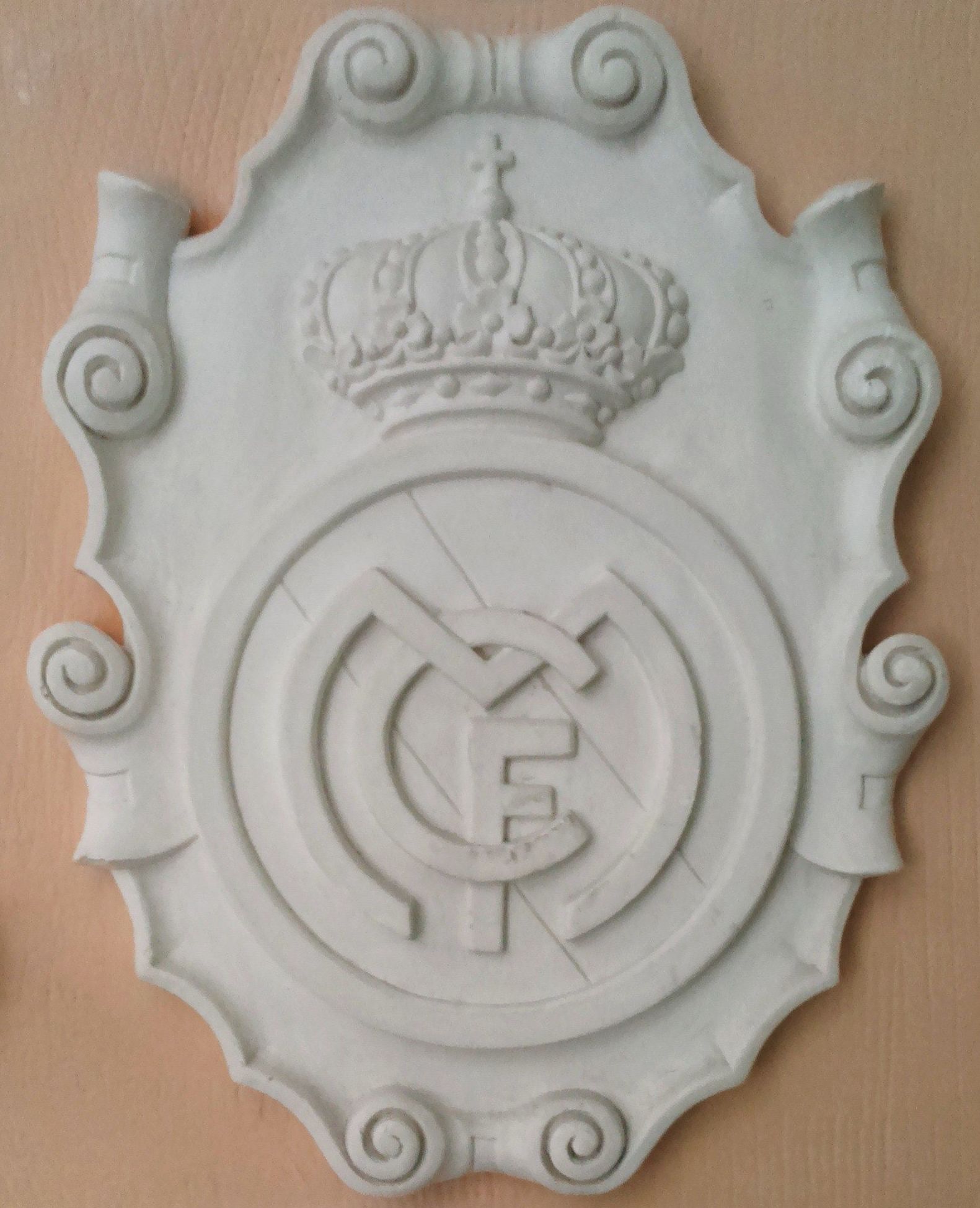 ESCUDO REAL MADRID ESCUDO REAL MADRID