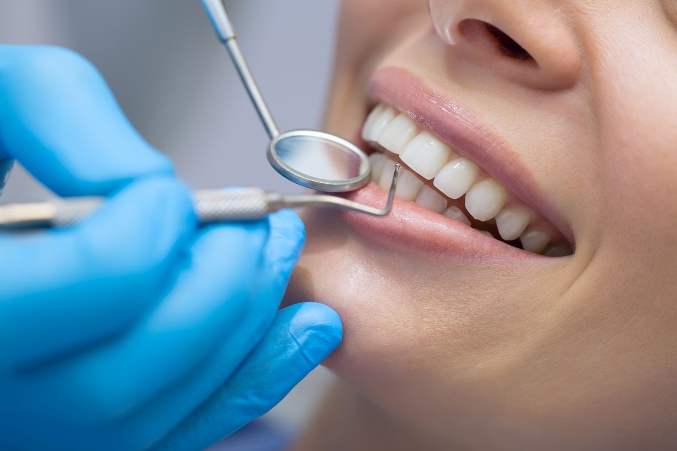 Odontología general: Tratamientos dentales de Clínica Dental Atocha }}
