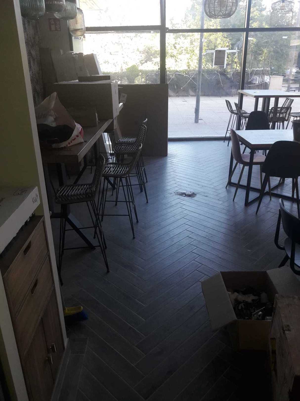 TRABAJO: PRIMERA LIMPIEZA DE CAFETERIA: Limpiezas de Limpiezas Vimaram, S.L. TRABAJO: PRIMERA LIMPIEZA DE CAFETERIA: Limpiezas de Limpiezas Vimaram, S.L.