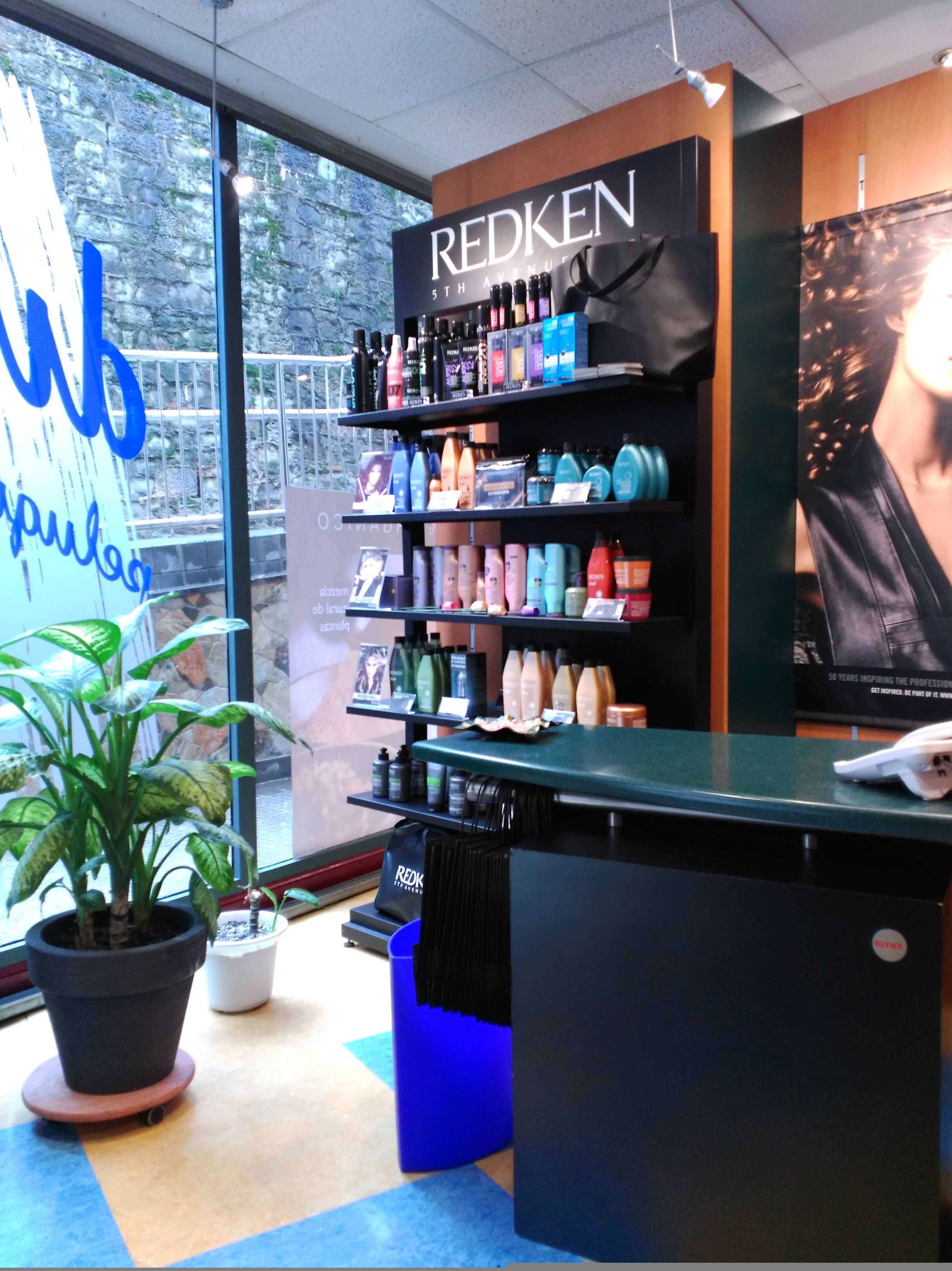 Redken: Tratamientos y Productos de Duo Peluqueros Redken: Tratamientos y Productos de Duo Peluqueros