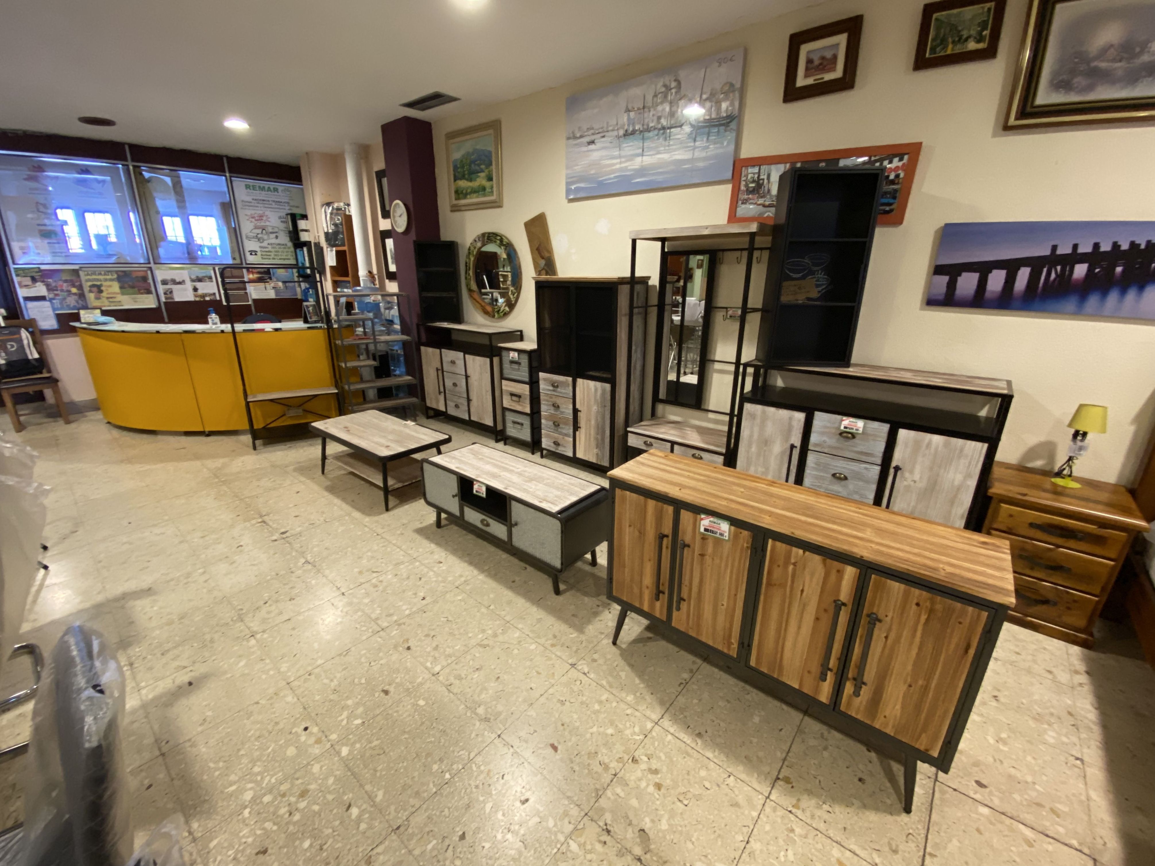 Foto 3 de Recogida y venta de muebles usados en Gijón | Remar Asturias