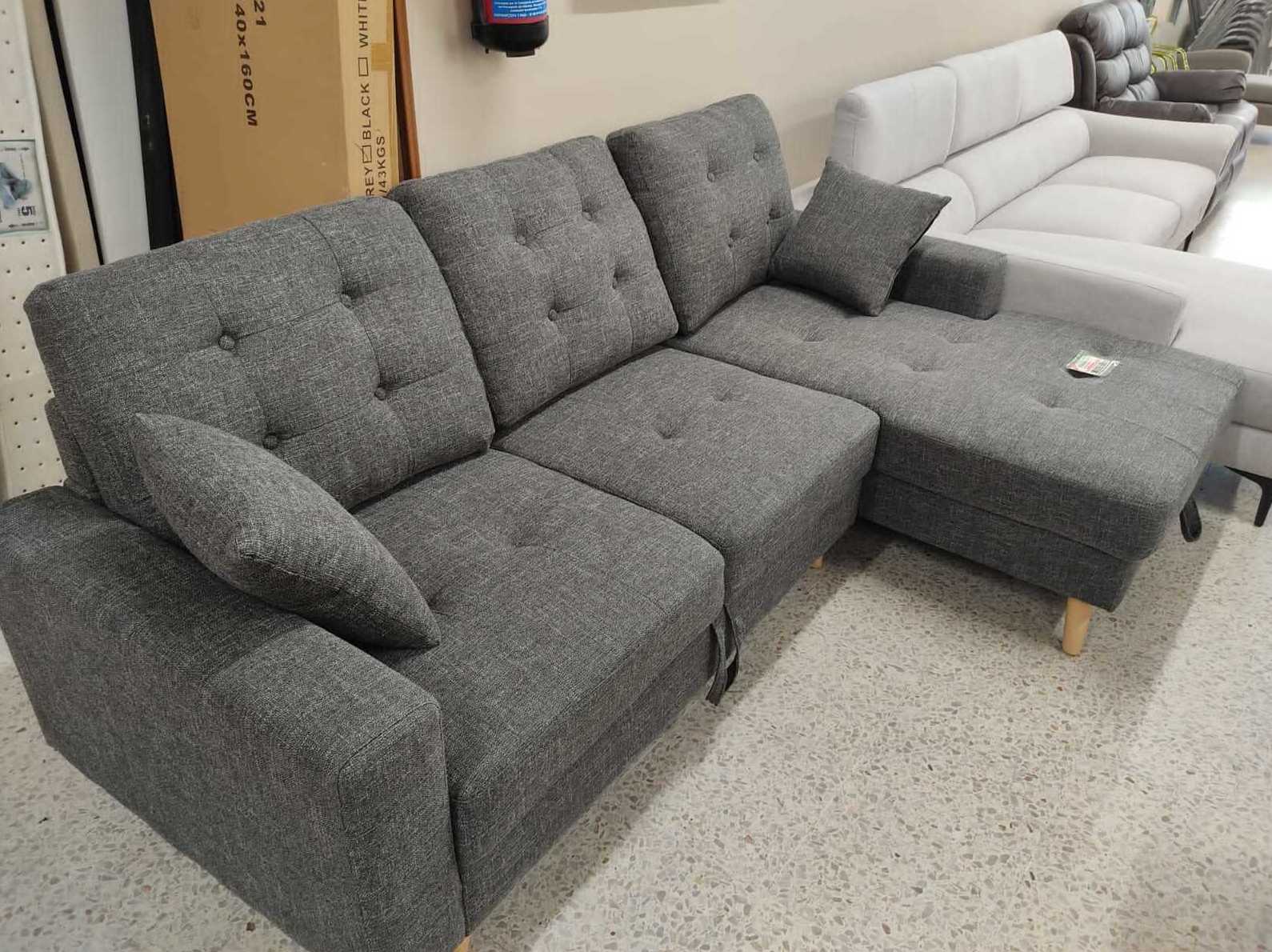 sofa cheslong