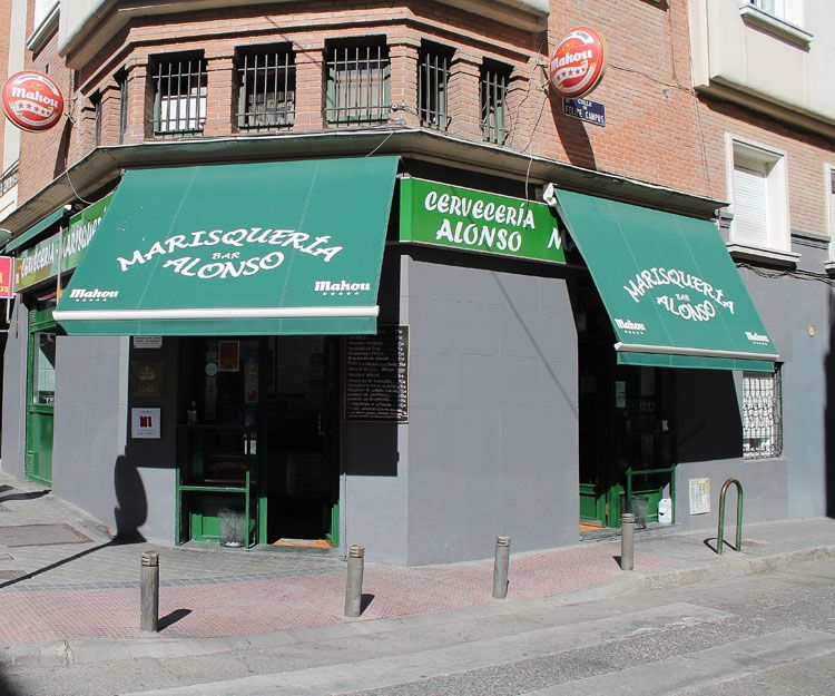 Exterior de nuestro bar de tapas en Prosperidad, Madrid