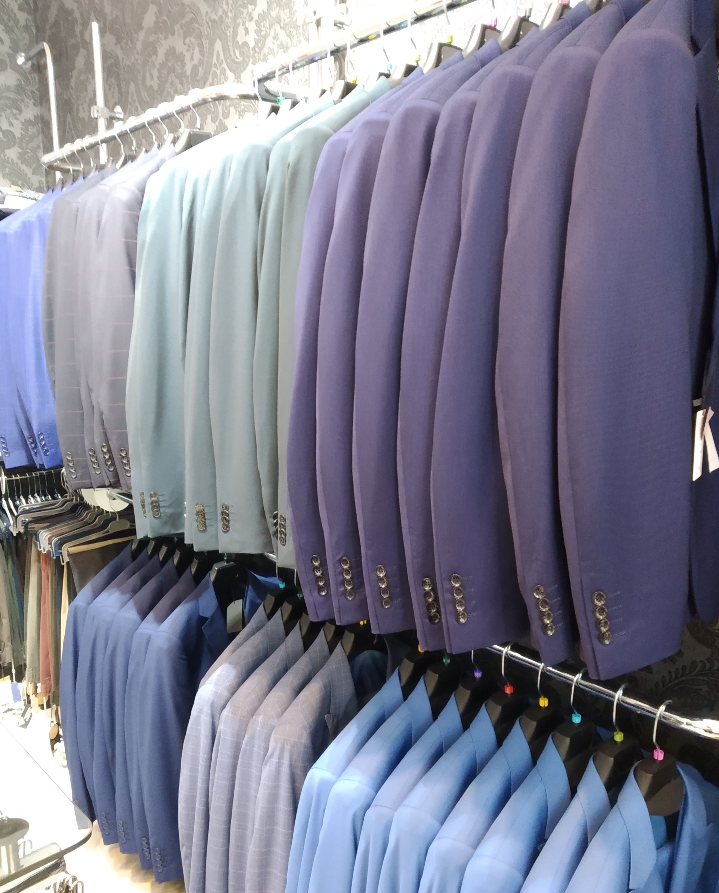Venta de trajes de caballero: Nuestra tienda de Bonardi Venta de trajes de caballero: Nuestra tienda de Bonardi