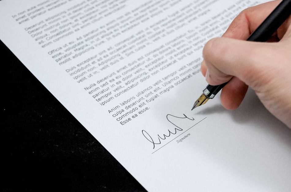 CLÁUSULAS SUELO: Especialidades de ASSISTLEGAL abogados Maragall CLÁUSULAS SUELO: Especialidades de ASSISTLEGAL abogados Maragall