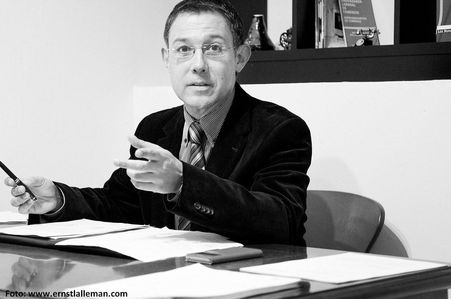JORDI CARÍTICO MORENO      Passeig Maragall 184   Barcelona   www.abogadosmaragallbcn.es   Foto: www.ernstlalleman.com