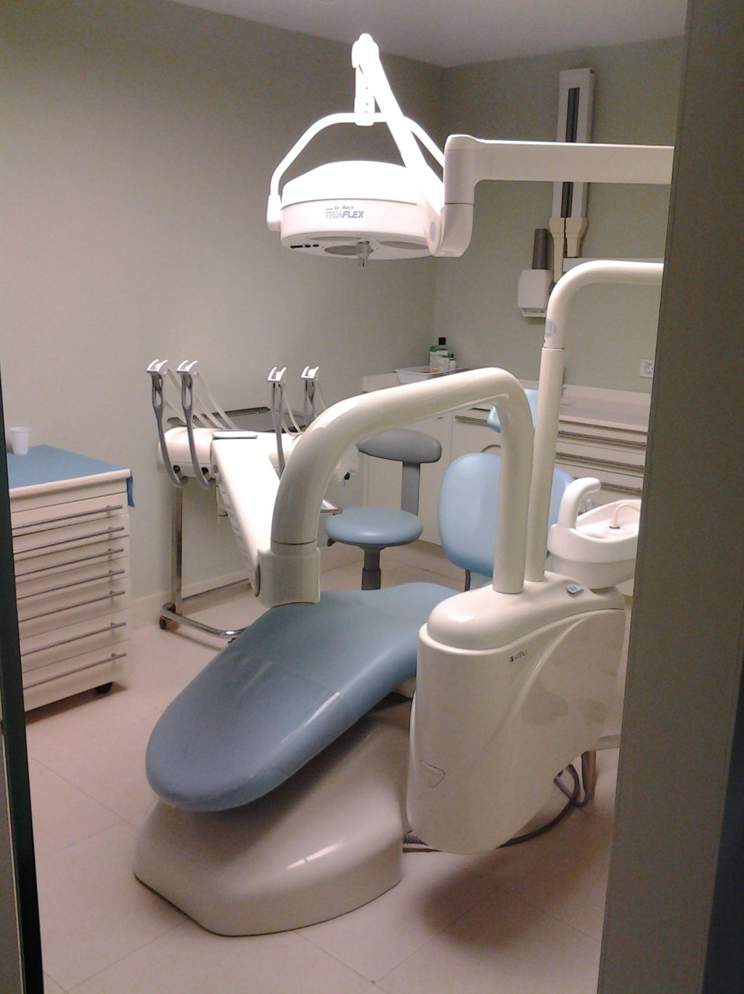 Control químico de la placa dental: Especialidades de CEO Centro de Especialidades Odontológicas Control químico de la placa dental: Especialidades de CEO Centro de Especialidades Odontológicas
