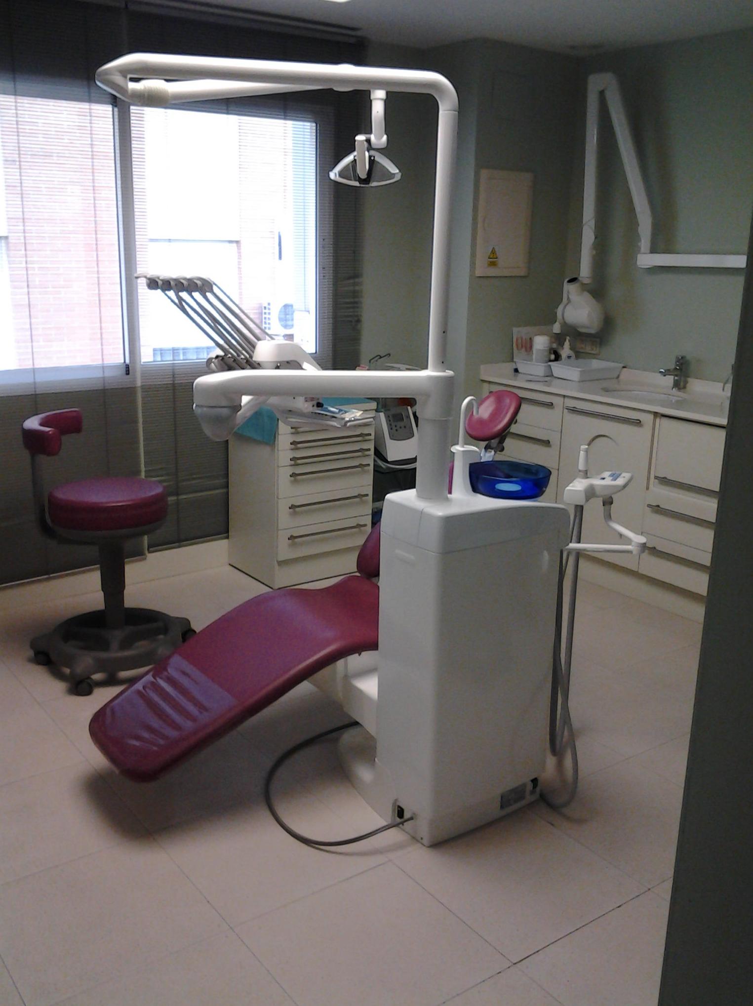 Control mecánico de la placa dental: Especialidades de CEO Centro de Especialidades Odontológicas Control mecánico de la placa dental: Especialidades de CEO Centro de Especialidades Odontológicas