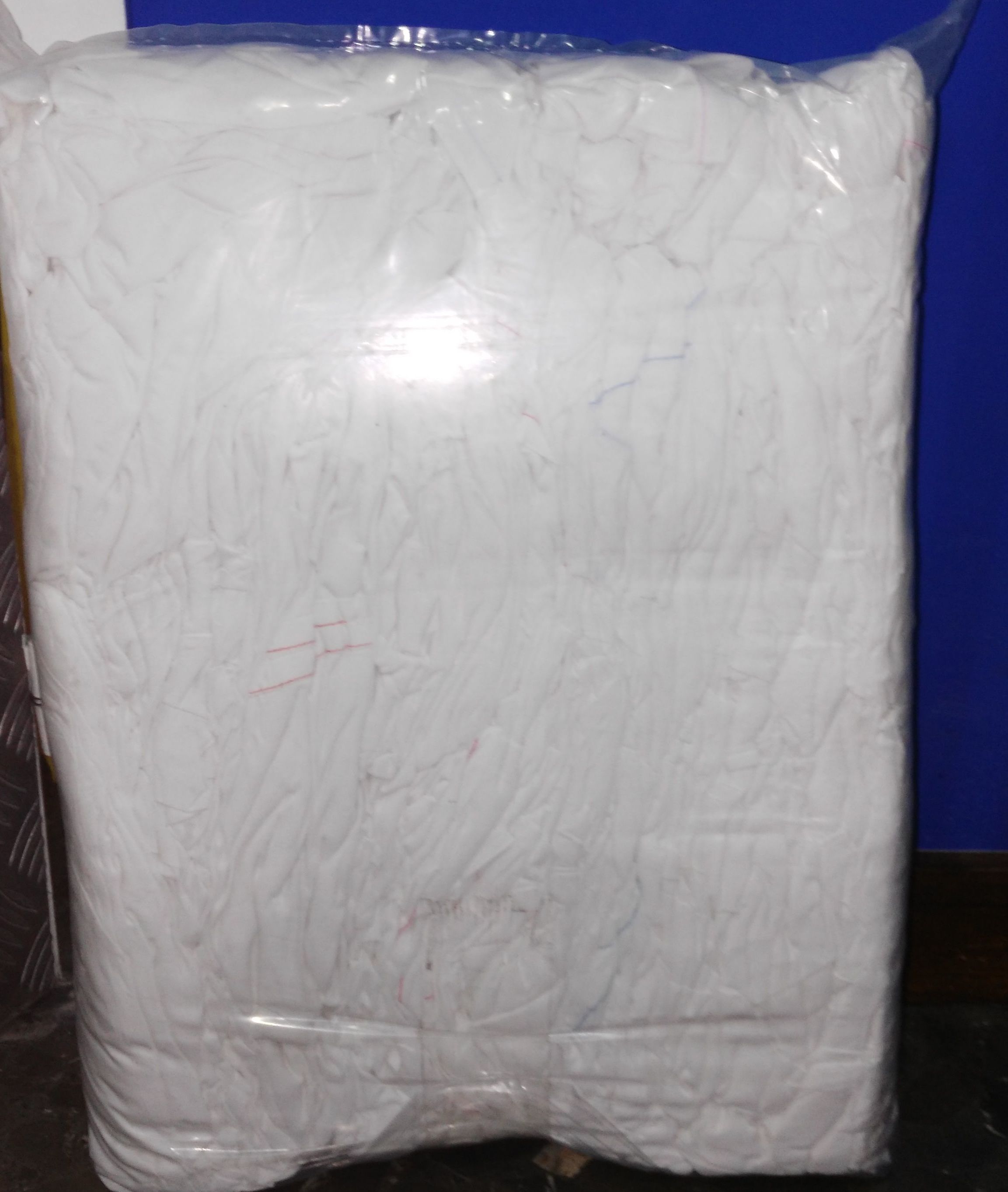 TRAPOS BLANCOS: SERVICIOS Y PRODUCTOS de Neteges Louzado, S.L. TRAPOS BLANCOS: SERVICIOS Y PRODUCTOS de Neteges Louzado, S.L.