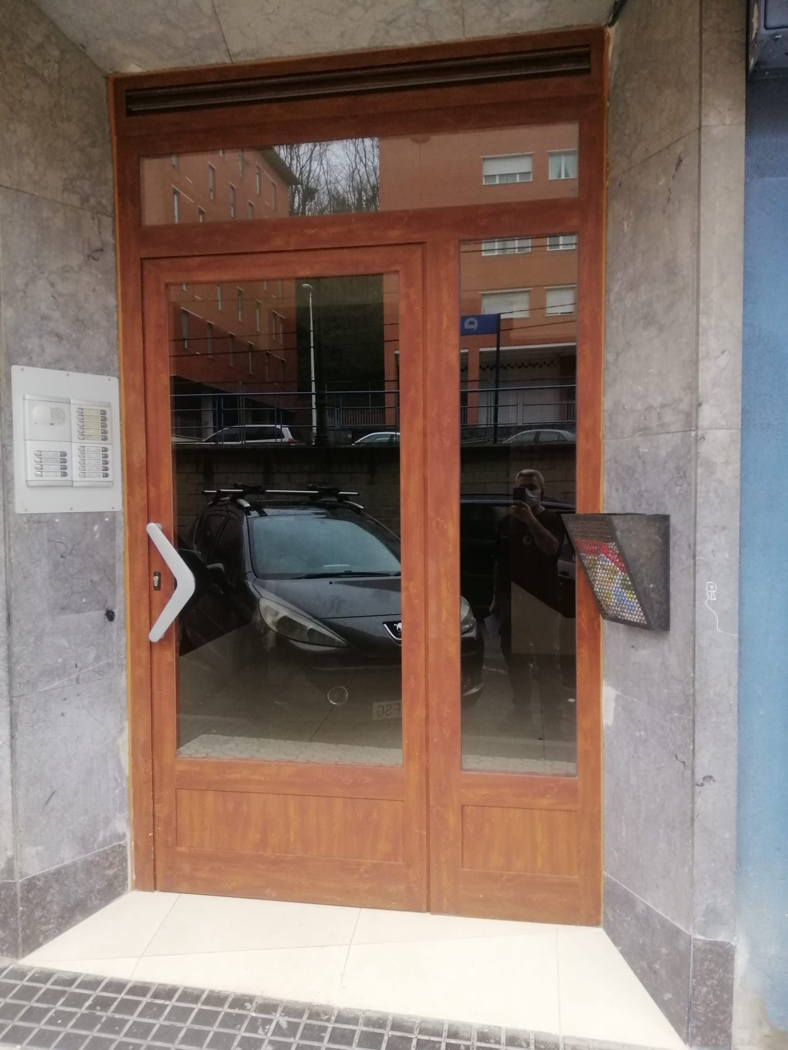 Marcos de portales: Servicios de Puertas Y Armarios Zarautz Marcos de portales: Servicios de Puertas Y Armarios Zarautz