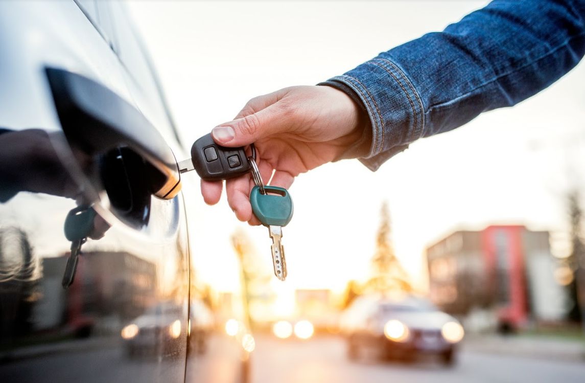 Apertura de coches: Servicios de Puertas Y Armarios Zarautz Apertura de coches: Servicios de Puertas Y Armarios Zarautz