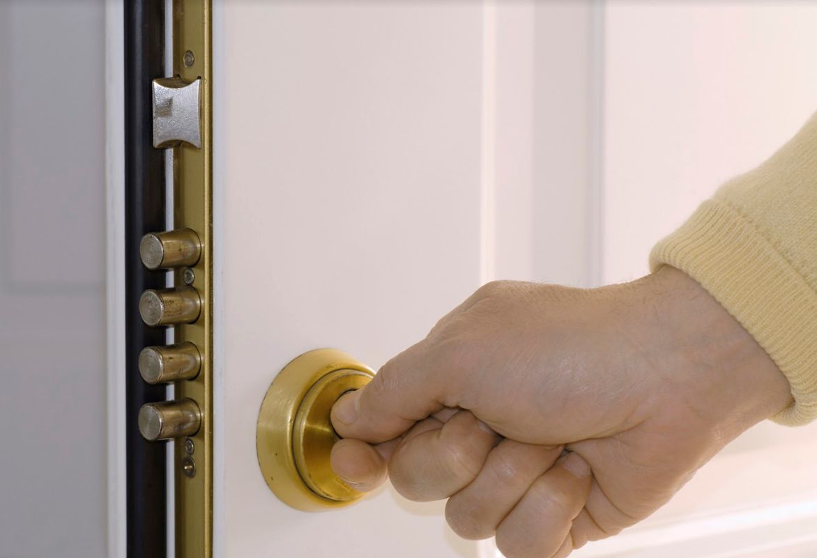 Apertura de puertas: Servicios de Puertas Y Armarios Zarautz Apertura de puertas: Servicios de Puertas Y Armarios Zarautz