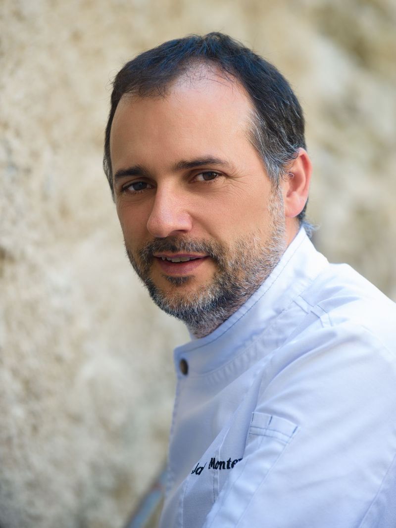 Nuestro Chef: Hotel - Restaurante de HOTEL - RESTAURANTE JAVIER MONTERO Nuestro Chef: Hotel - Restaurante de HOTEL - RESTAURANTE JAVIER MONTERO