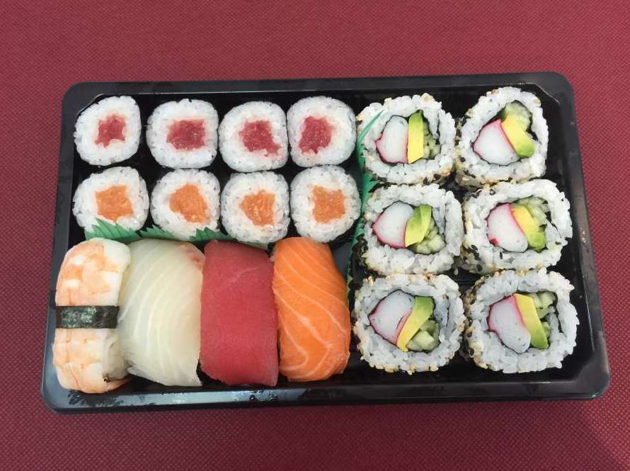 Menú 4: Especialidades y menús de Sushikai Tarraco Menú 4: Especialidades y menús de Sushikai Tarraco
