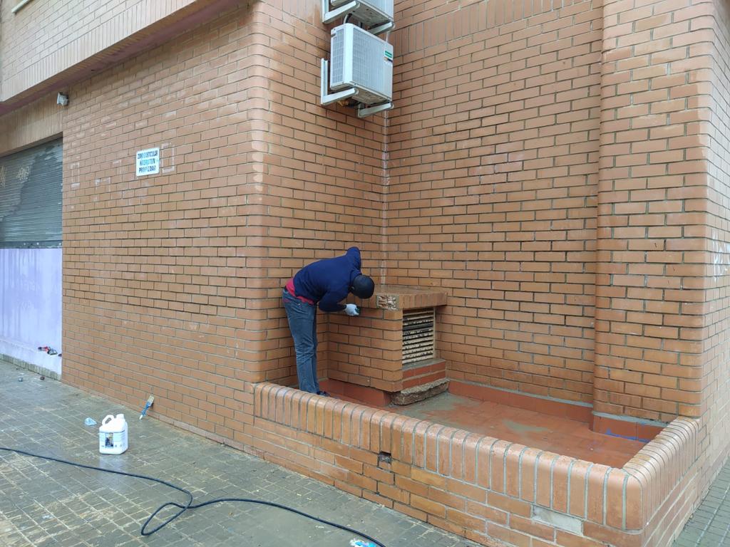 Eliminación de graffitis: Servicios profesionales de Sky Servicios Integrales Eliminación de graffitis: Servicios profesionales de Sky Servicios Integrales