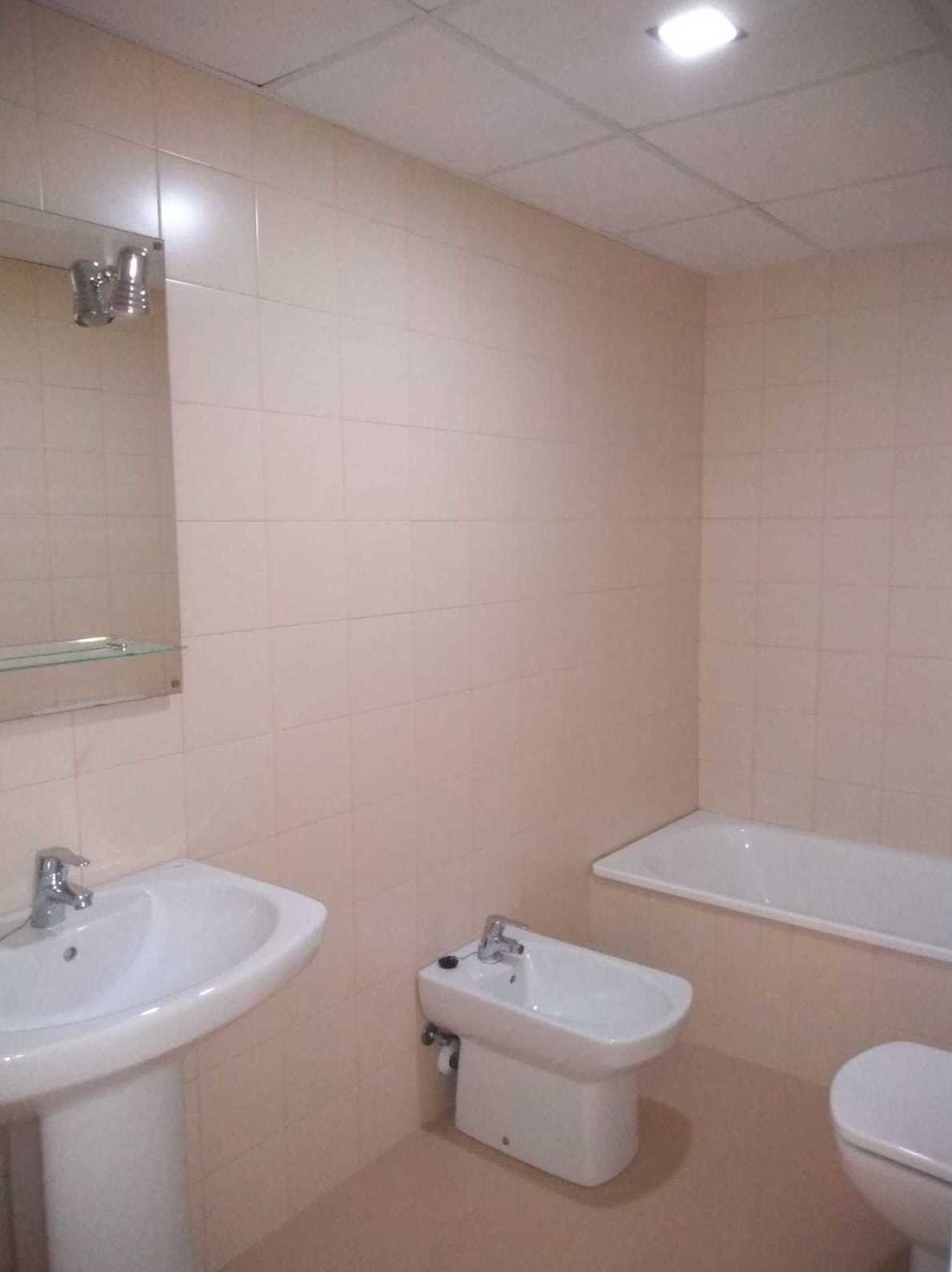 Piso en Avda. Gaspar Aguilar, 15: Inmuebles de Cassana Inmobiliaria Piso en Avda. Gaspar Aguilar, 15: Inmuebles de Cassana Inmobiliaria
