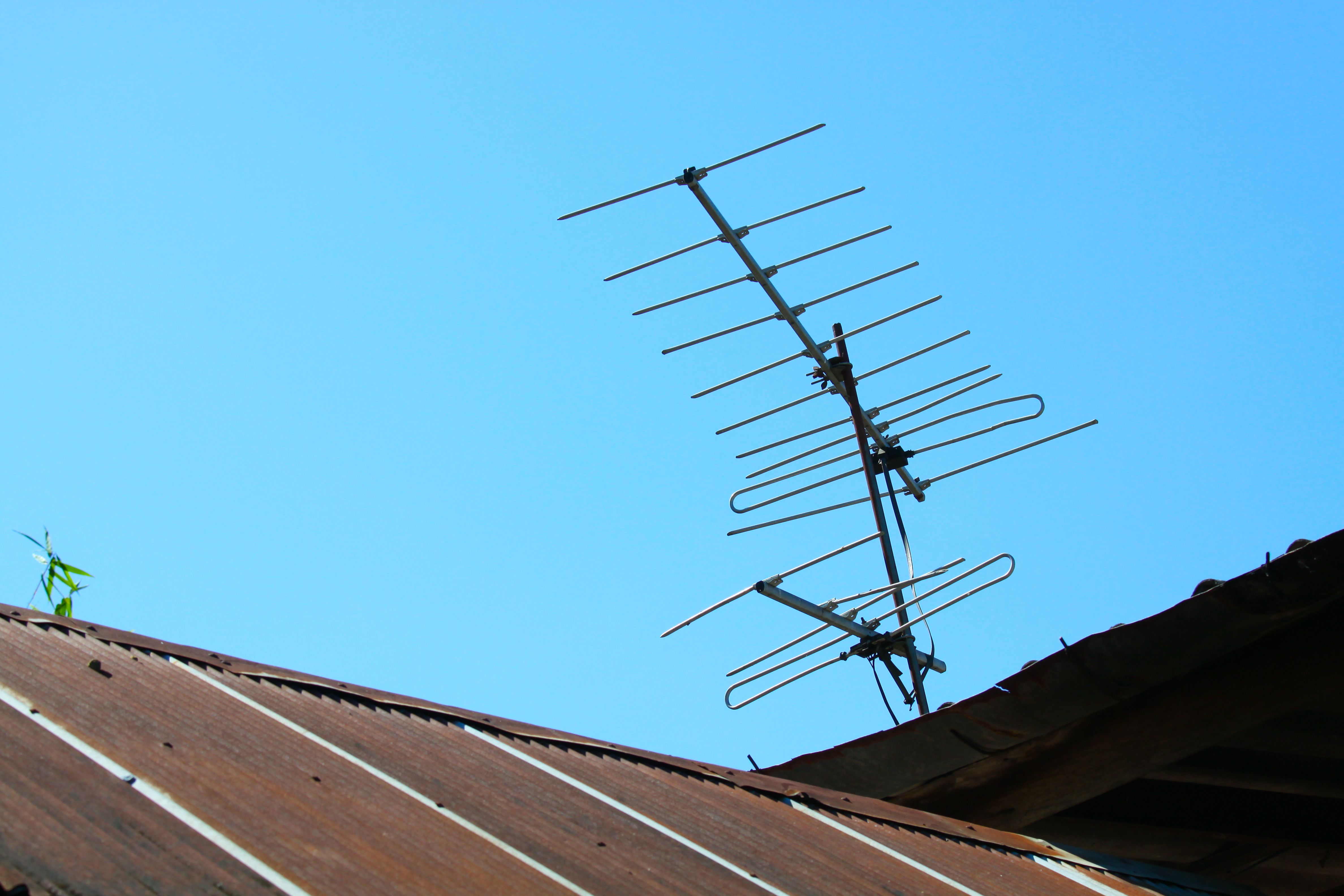 Antenas colectivas: Servicios de Antenavisión Antenas colectivas: Servicios de Antenavisión