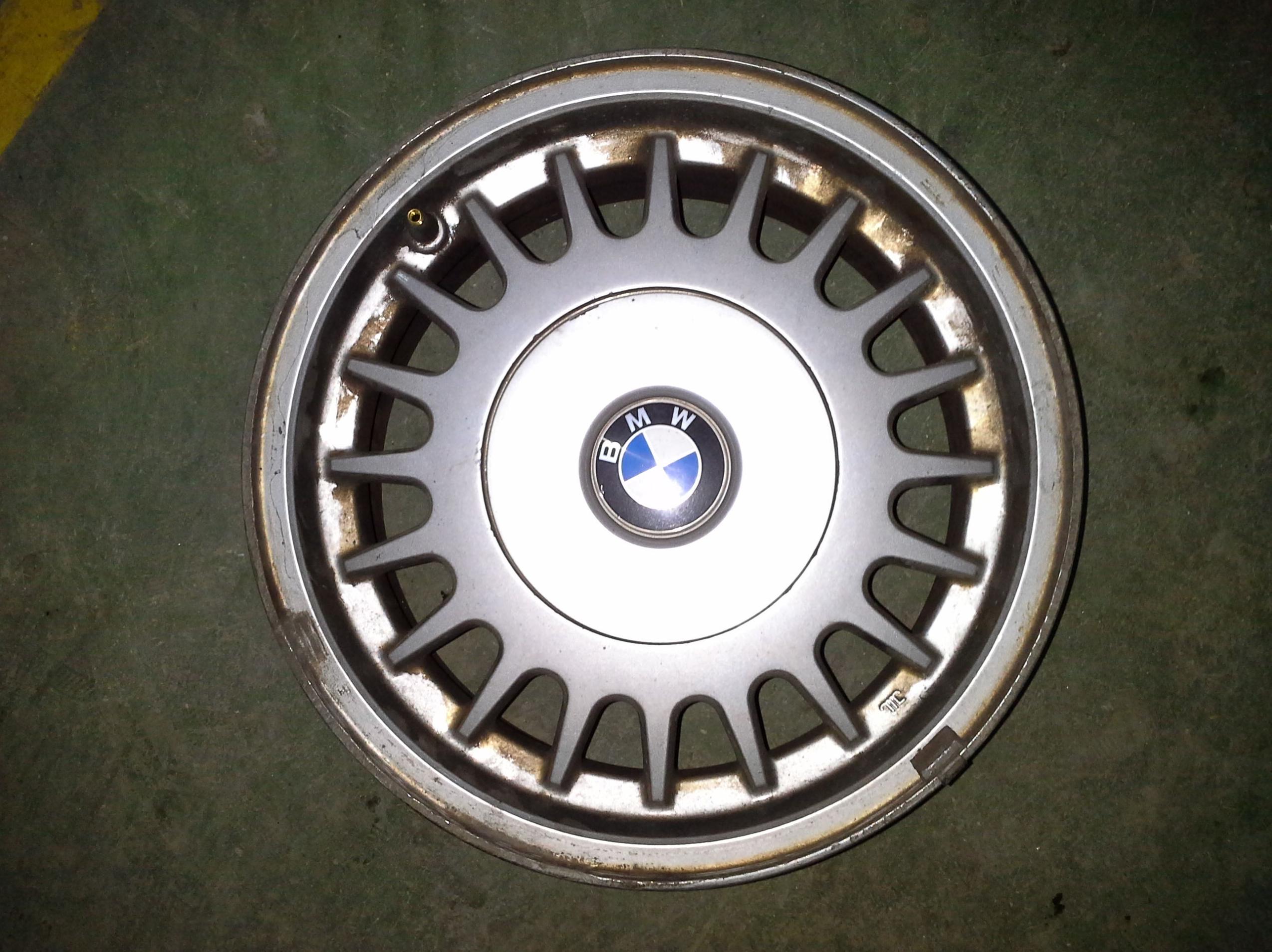 Juego de Llantas de aluminio de Bmw en desguaces Clemente Juego de Llantas de aluminio de Bmw en desguaces Clemente