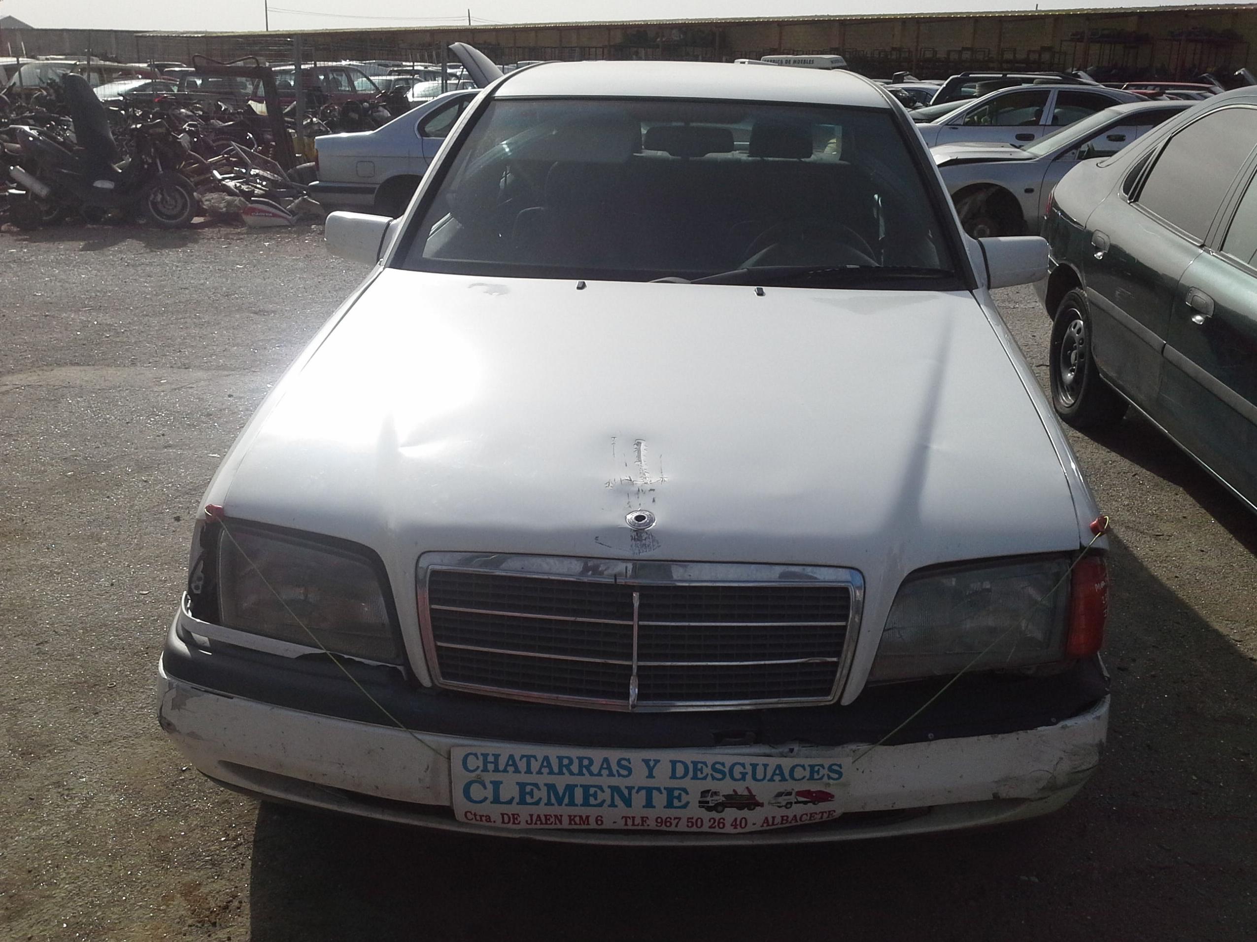 Mercedes C-180 para venta de piezas en Desguaces Clemente de Albacete 250 Mercedes C-180 para venta de piezas en Desguaces Clemente de Albacete 250