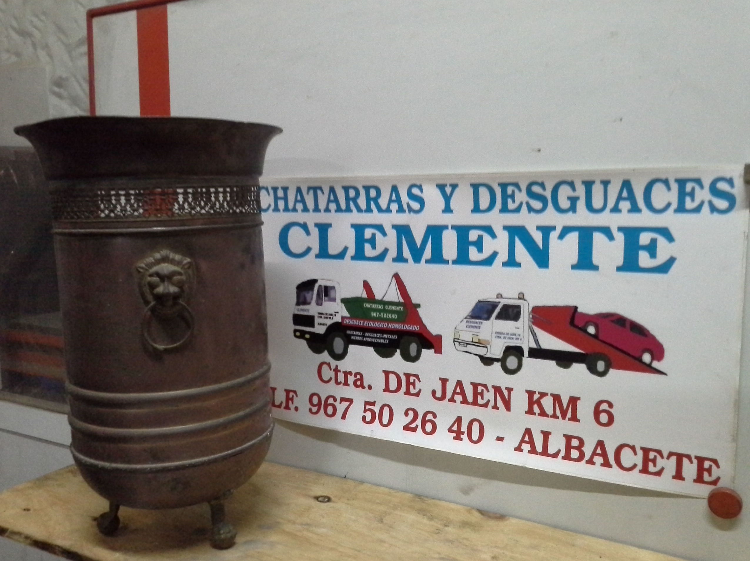 paraguero de laton antiguo en chatarras clemente de albacete paraguero de laton antiguo en chatarras clemente de albacete