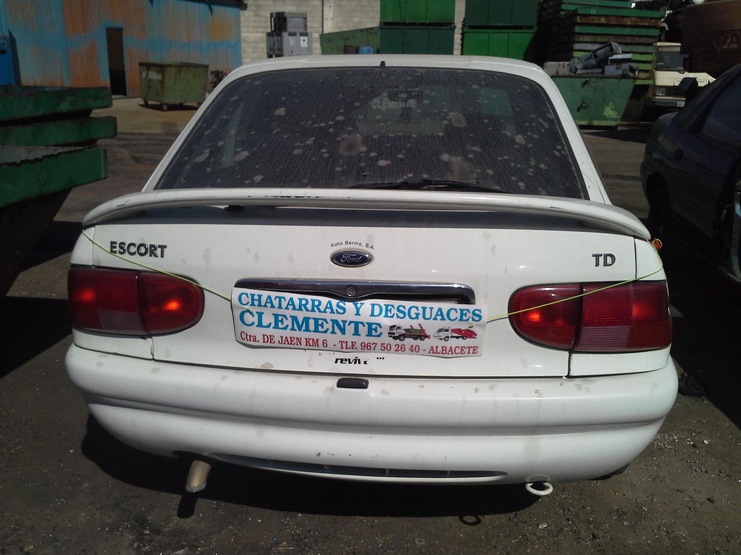 Ford Escort para desguace en desguaces Clemente Ford Escort para desguace en desguaces Clemente