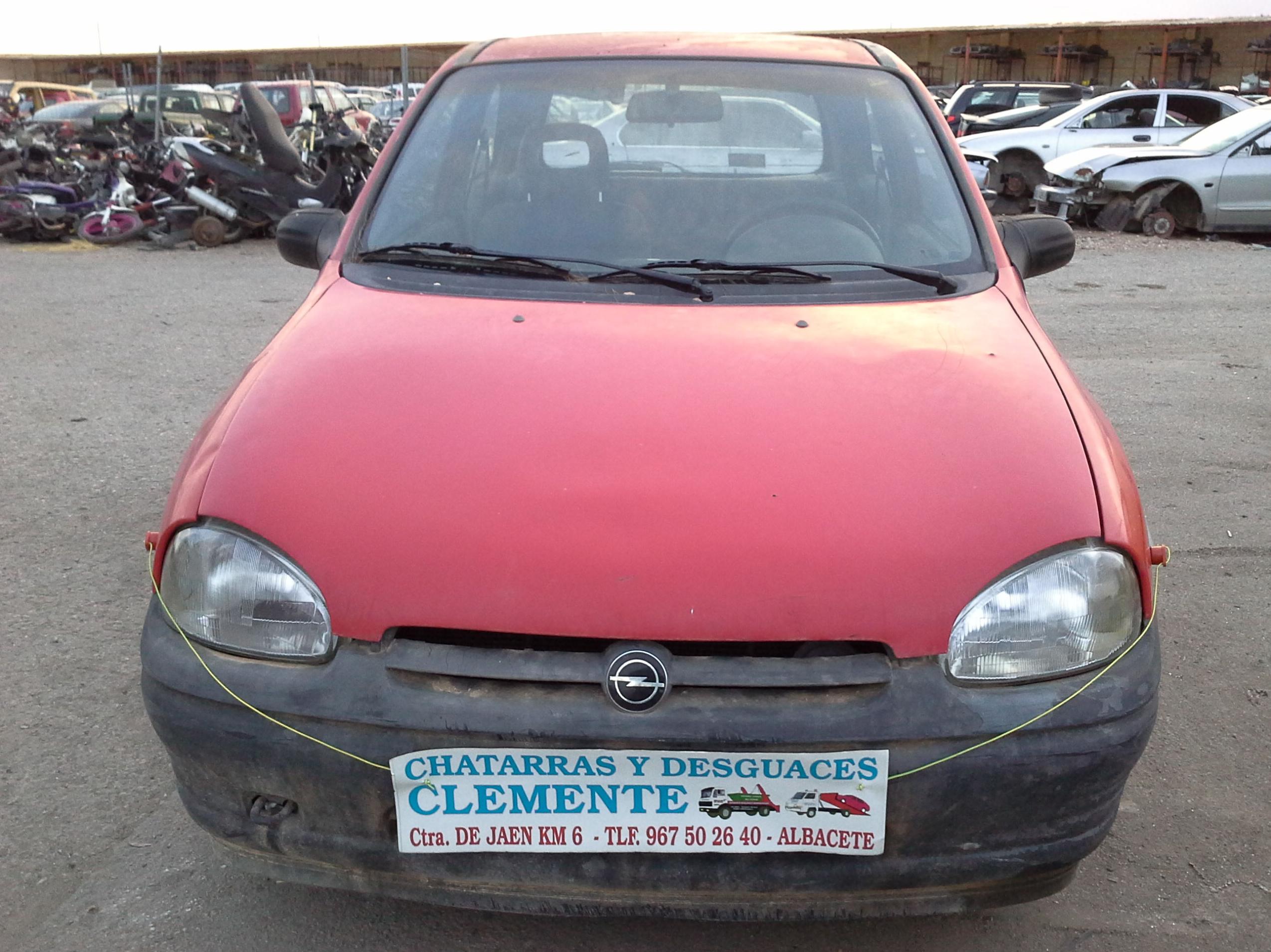 Opel Corsa 93 para desguace en Desguaces Clemente de Albacete Opel Corsa 93 para desguace en Desguaces Clemente de Albacete