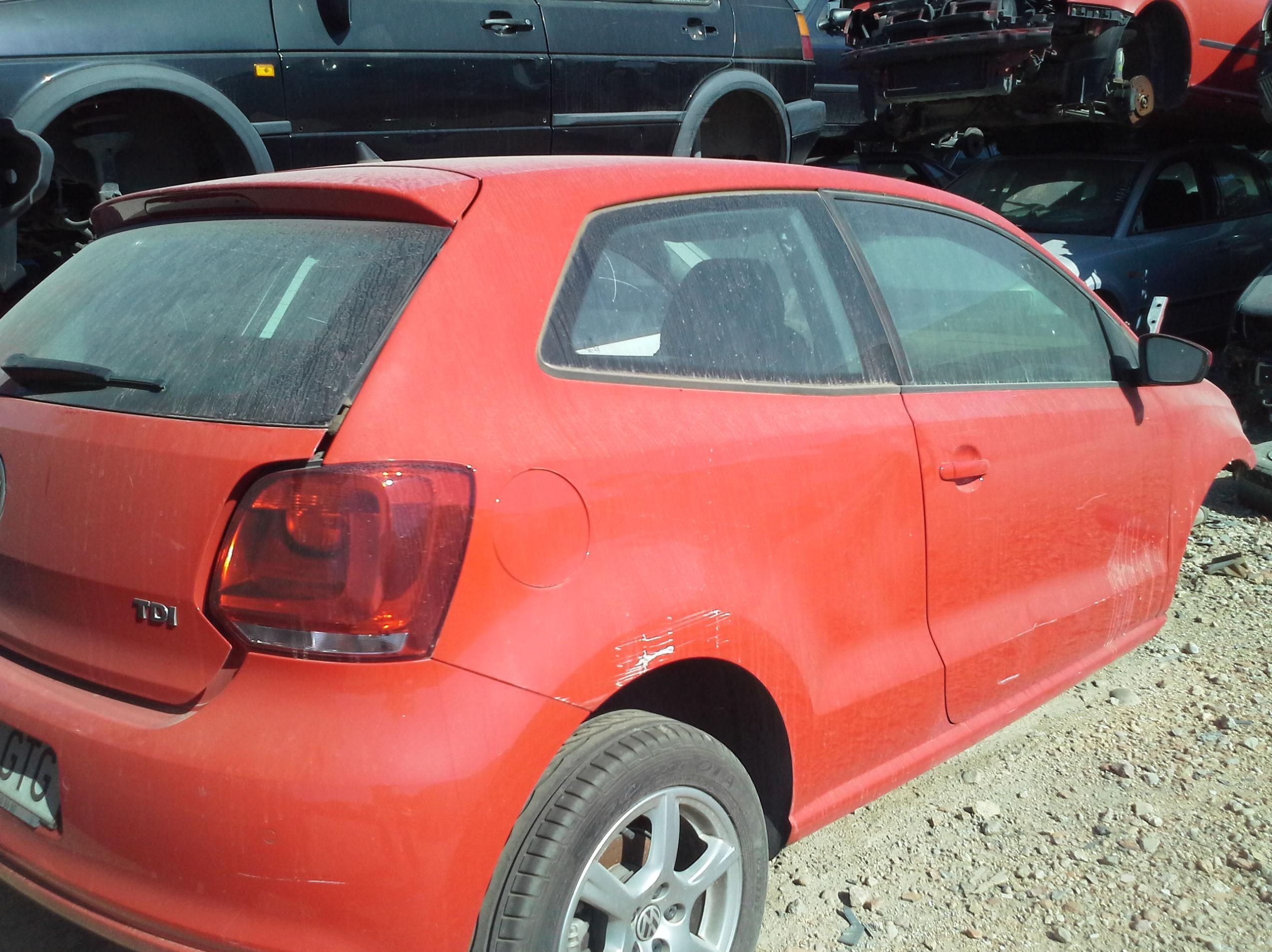 Volkswagen Polo para despiece en desguaces Clemente de albacete Volkswagen Polo para despiece en desguaces Clemente de albacete