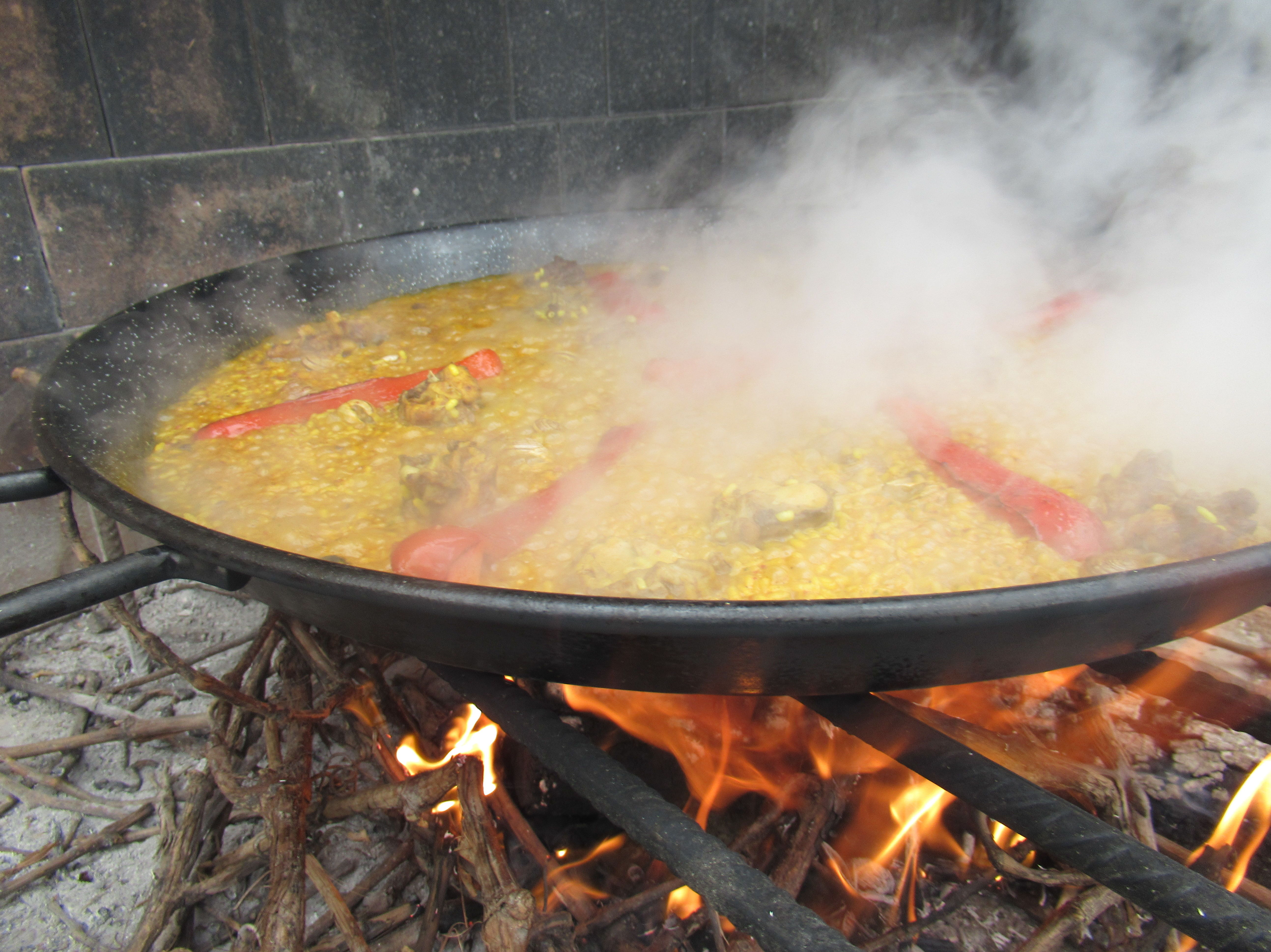 Arroz de conejo y serranas Arroz de conejo y serranas