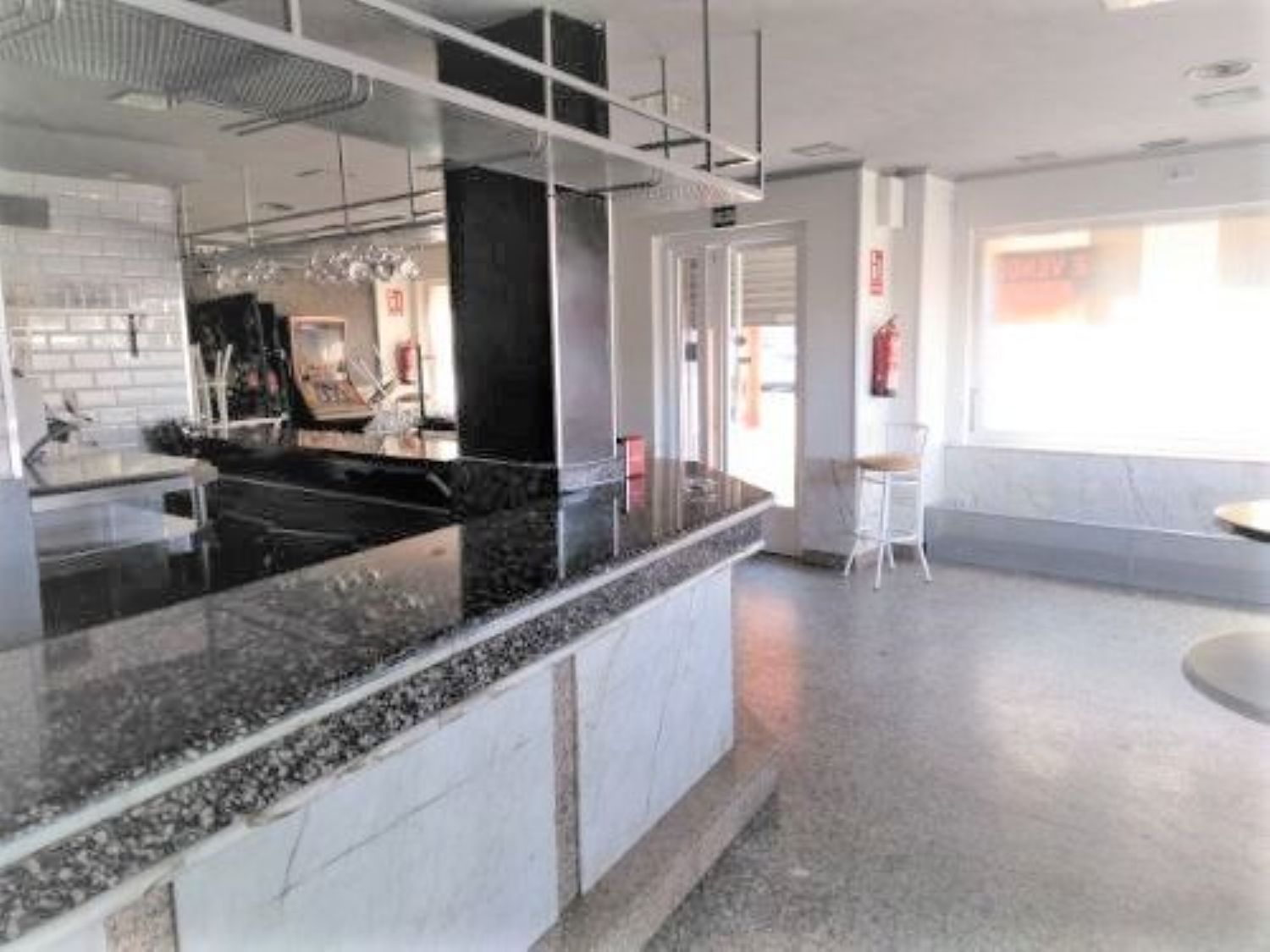 Local en venta Avenida de Lisboa, Valderas - Los Castillos: Inmuebles de Copun Inmobiliaria Local en venta Avenida de Lisboa, Valderas - Los Castillos: Inmuebles de Copun Inmobiliaria