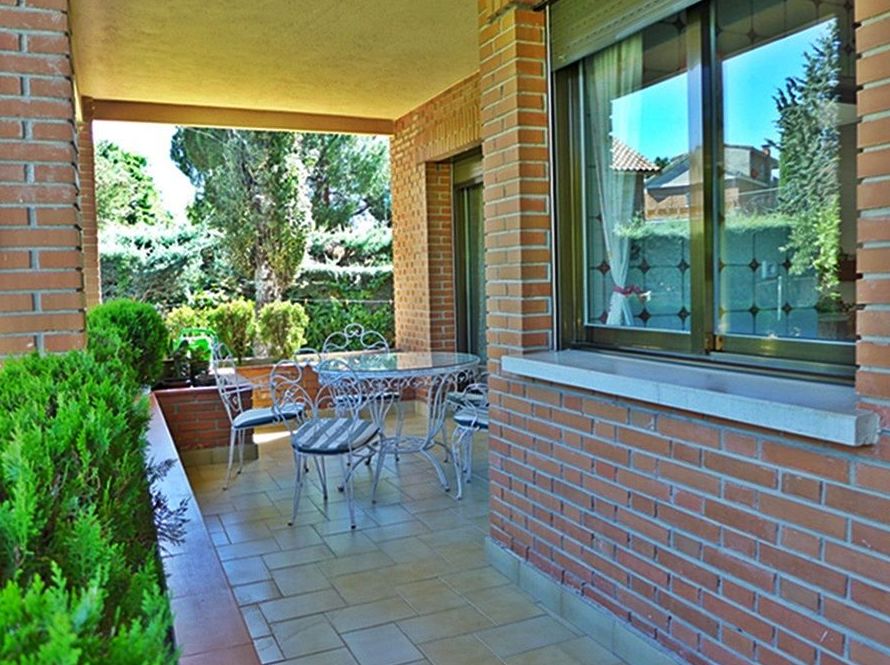 BOADILLA DEL MONTE, urbanización Olivar del Mirabal.: Inmuebles de Copun Inmobiliaria BOADILLA DEL MONTE, urbanización Olivar del Mirabal.: Inmuebles de Copun Inmobiliaria