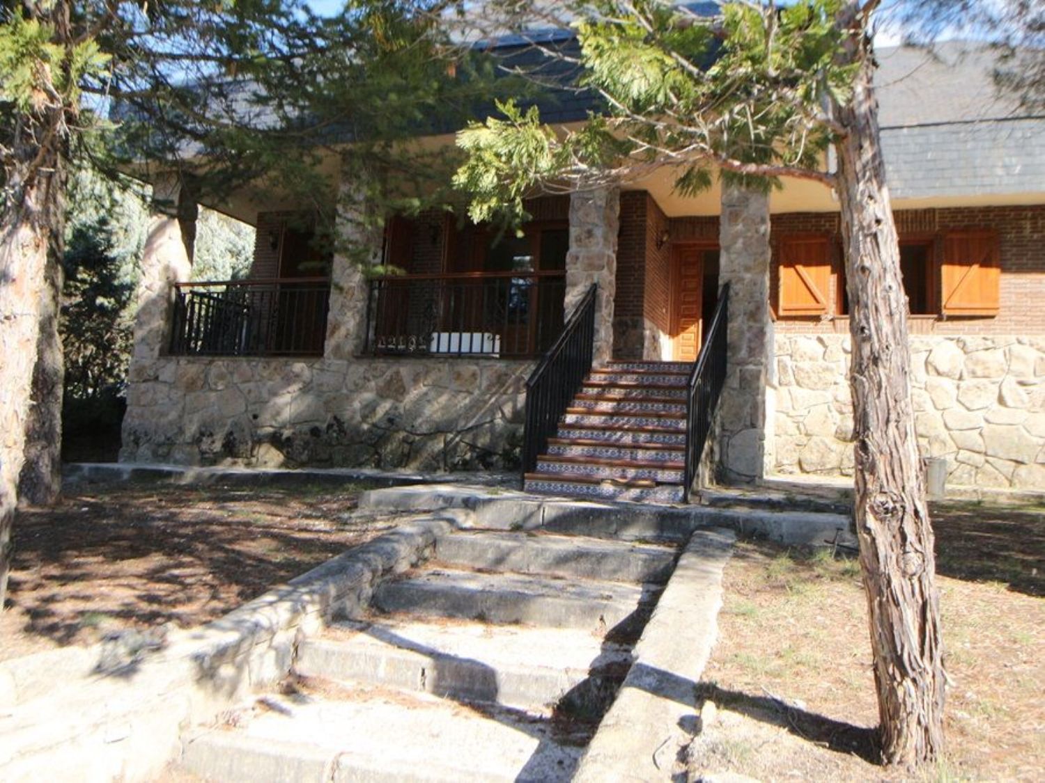 Casa// Chalet independiente en venta C/ Diez, Navalquejigo - Los Arroyos: Inmuebles de Copun Inmobiliaria Casa// Chalet independiente en venta C/ Diez, Navalquejigo - Los Arroyos: Inmuebles de Copun Inmobiliaria
