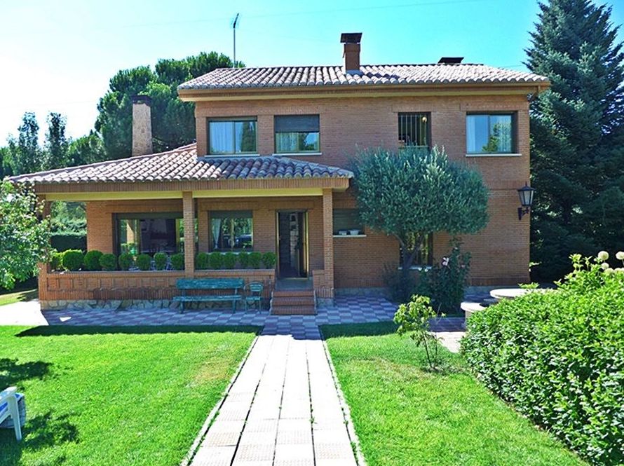 BOADILLA DEL MONTE, urbanización Olivar del Mirabal.: Inmuebles de Copun Inmobiliaria BOADILLA DEL MONTE, urbanización Olivar del Mirabal.: Inmuebles de Copun Inmobiliaria