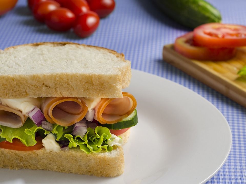 Sándwiches y hamburguesas: Carta de Restaurante Bonavida Sándwiches y hamburguesas: Carta de Restaurante Bonavida