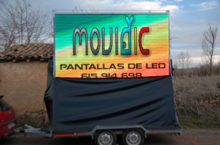 Pantalla sobre remolque: Productos y servicios de Pantallas Movidic Pantalla sobre remolque: Productos y servicios de Pantallas Movidic