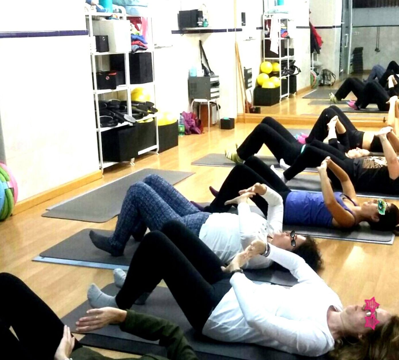 Hipolates: 6 Tipos de Clases de Eles Pilates Madrid Hipolates: 6 Tipos de Clases de Eles Pilates Madrid