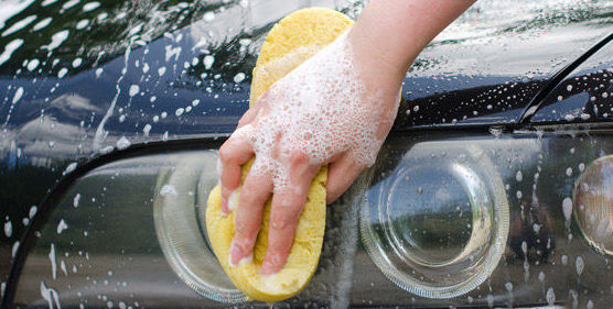 Lavado a mano turismos y 4x4: Servicios de Talleres Zafer Lavado a mano turismos y 4x4: Servicios de Talleres Zafer