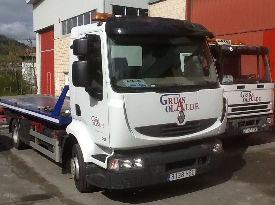 Servicio de grúas 24 horas: Servicios de Grúas Olalde Servicio de grúas 24 horas: Servicios de Grúas Olalde