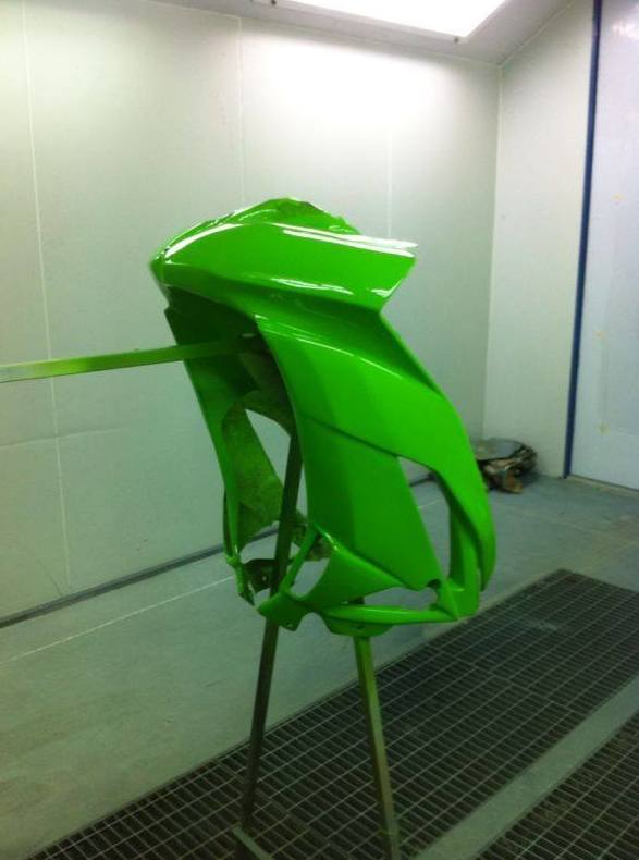 Plásticos y pintura de motocicletas: Servicios de Cubecar Plásticos y pintura de motocicletas: Servicios de Cubecar