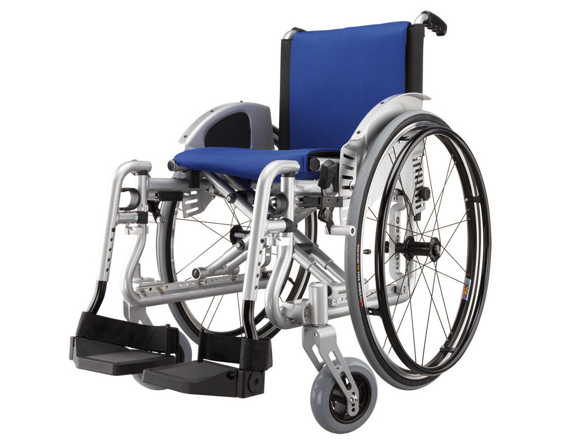 Silla de ruedas adaptable Revolution R2: Productos y servicios de Ortopedia Delgado, S. L.