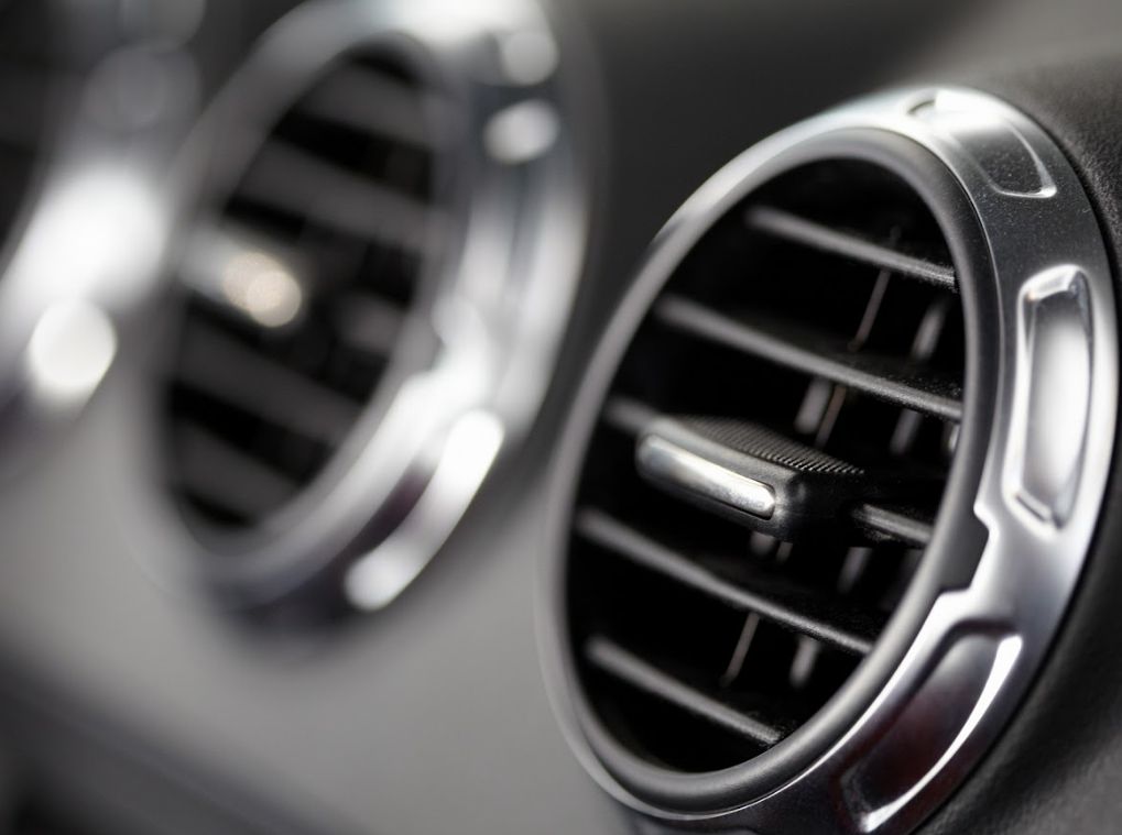Tratamiento de ozono para coches: Servicios de KeLavado Car Wash Tratamiento de ozono para coches: Servicios de KeLavado Car Wash