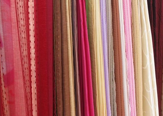 Cortinería: Tejidos de Trapitos Cortinería: Tejidos de Trapitos