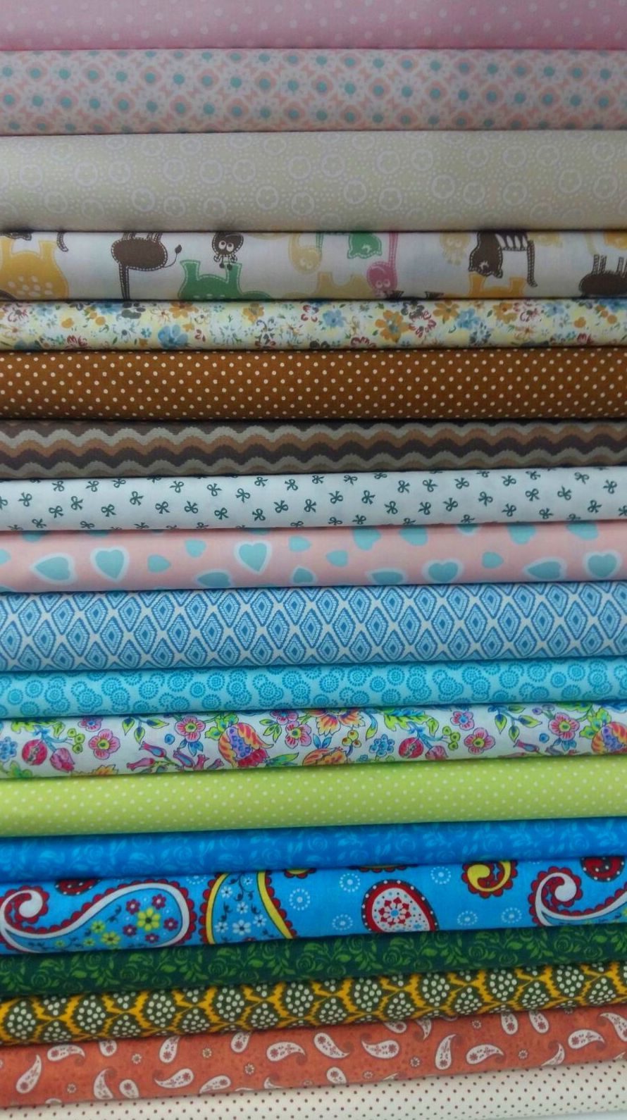 Patchwork : Productos de Triana Tejidos y Decoración Patchwork : Productos de Triana Tejidos y Decoración